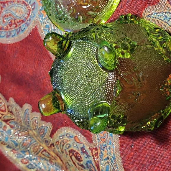 Jennette pressed glass footed candy dish - Picture 3 of 4